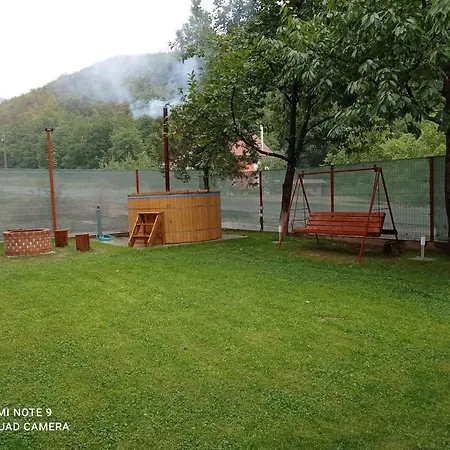 Cabana Piatra Plaiului *