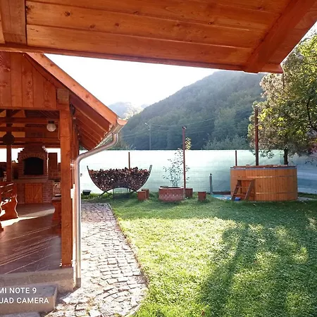 Holiday home Cabana Piatra Plaiului *