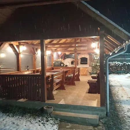 Cabana Piatra Plaiului *