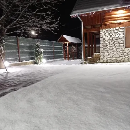 Cabana Piatra Plaiului * Budureasa