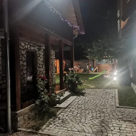Cabana Piatra Plaiului Holiday home *